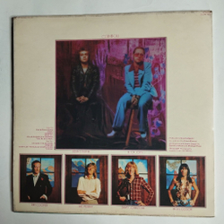 Винтажная виниловая пластинка LP Elton John Caribou (UK 1974)