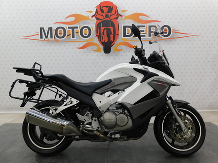 Honda VFR800X , 2011