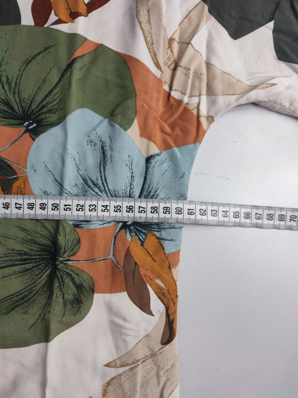 Накидка жакет стильной расцветки 52-54 размер