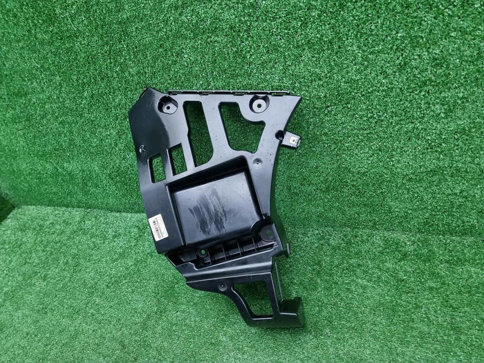 Кронштейн заднего бампера правый BMW X5 F15 13-18