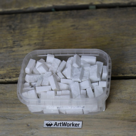 Колотый натуральный камень NS323, 350гр