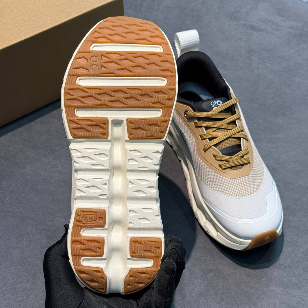 Кроссовки Loewe