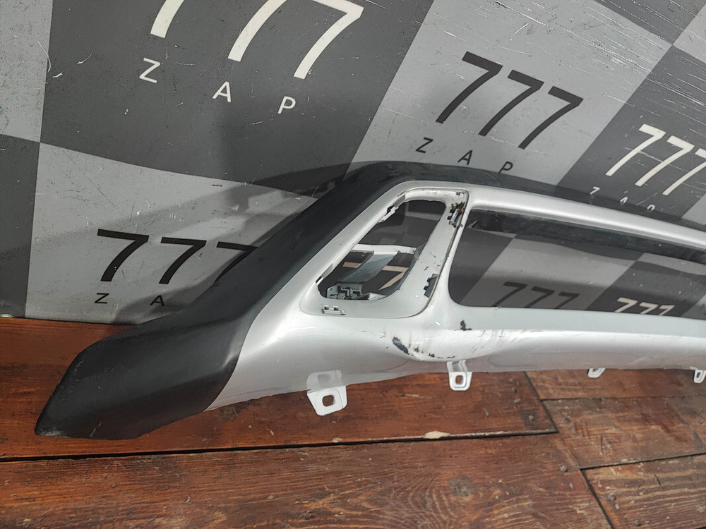 Накладка переднего бампера Mitsubishi Outlander 3 18-нв Б/У Оригинал 6405A332HA