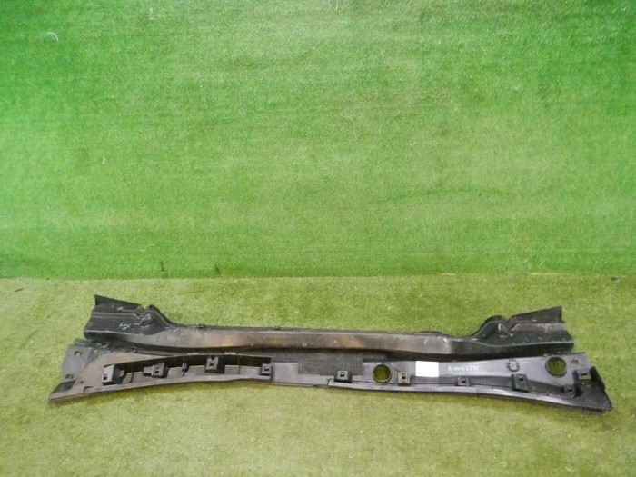 Жабо Lexus UX (2018-н.в.)