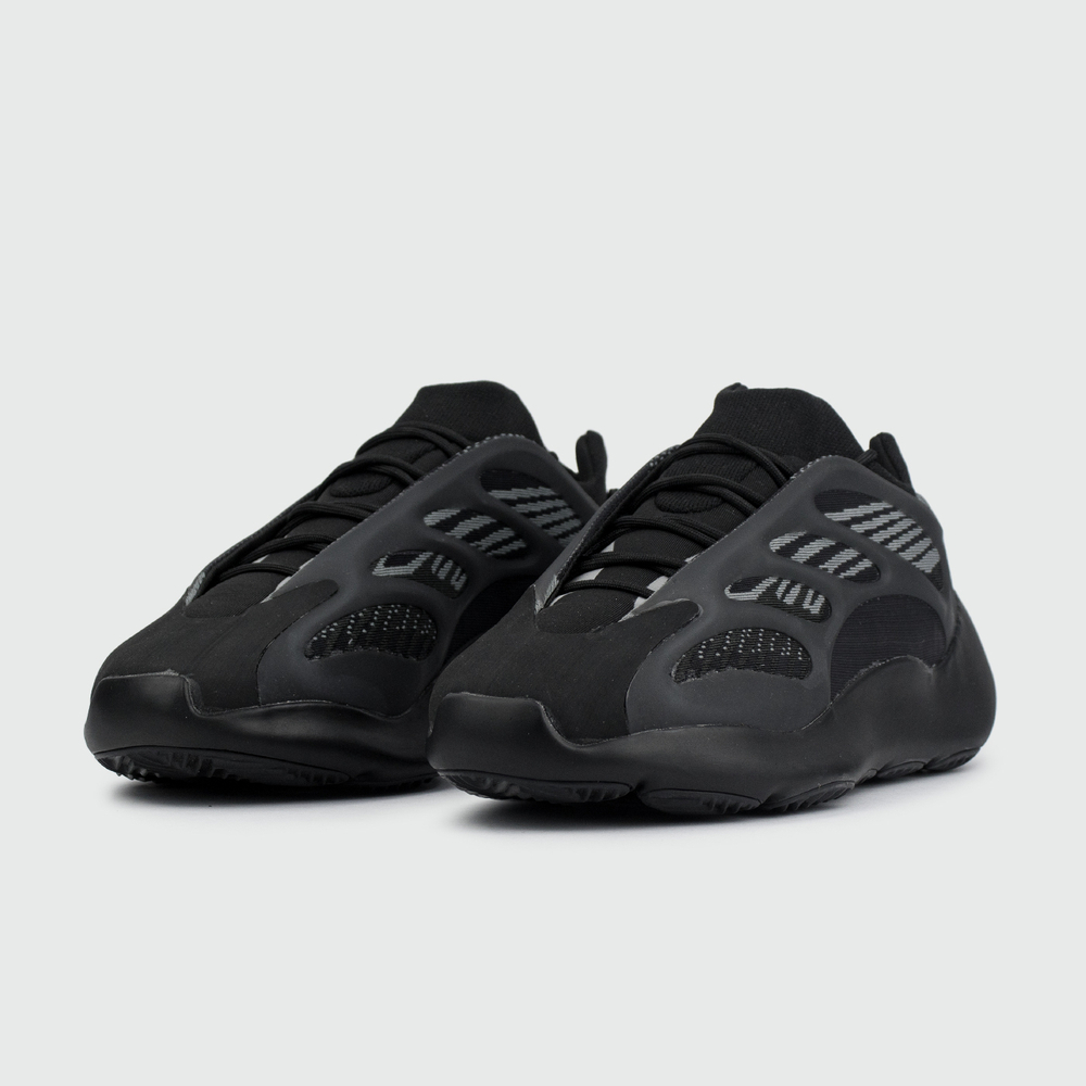 Кроссовки Adidas Yeezy Boost 700 v3 Wmns Alvah