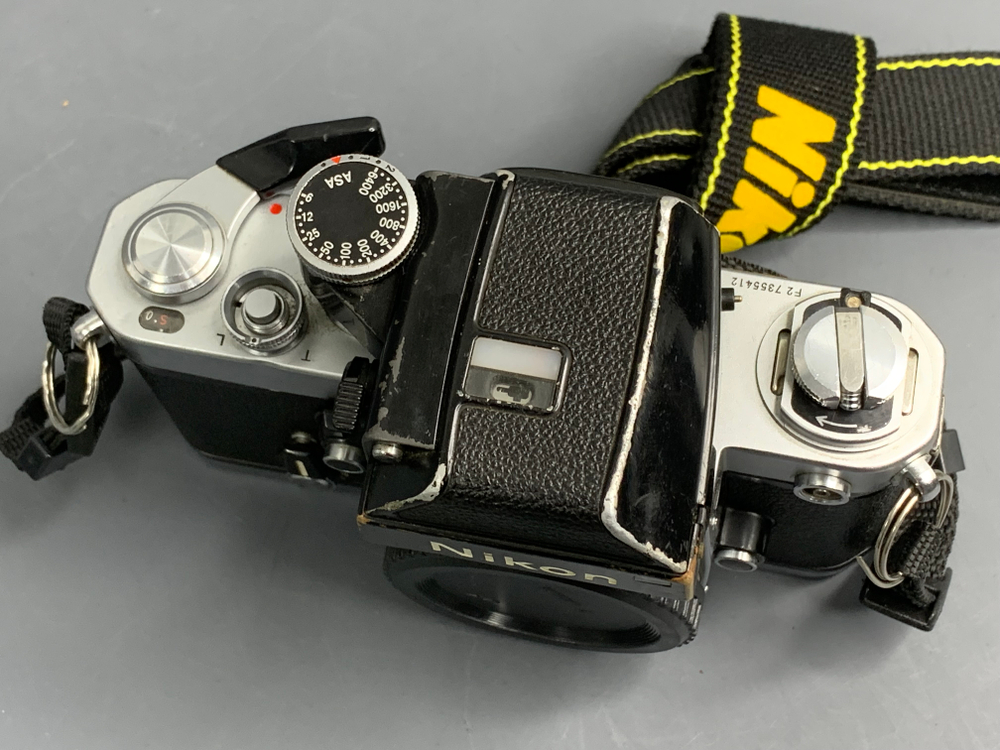 Nikon F2