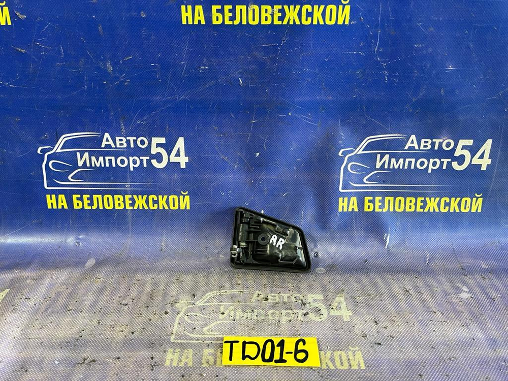 Ручка двери задней правой салонная SUZUKI ESCUDO 1993