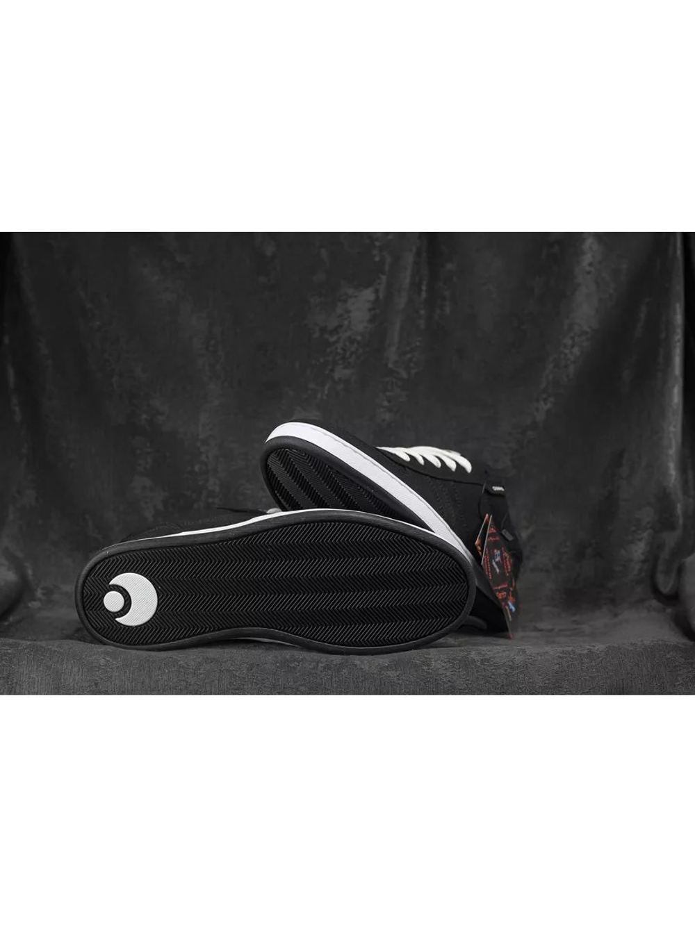 Дутые кеды Relic от Savitar Shoes Company