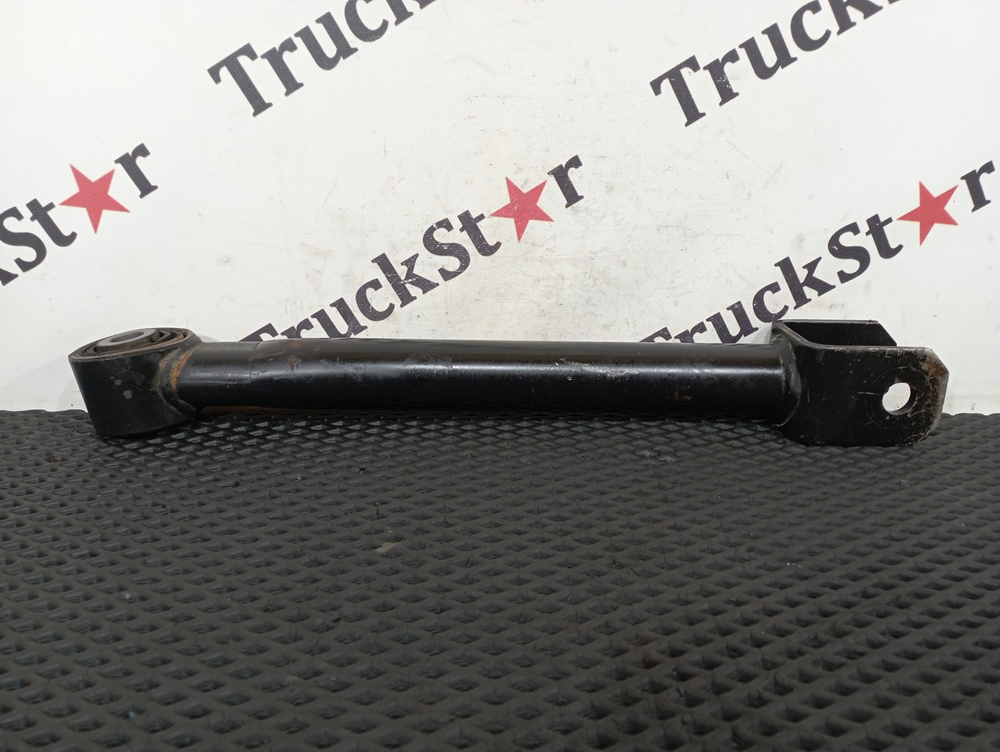 Стойка заднего стабилизатора 2023г.