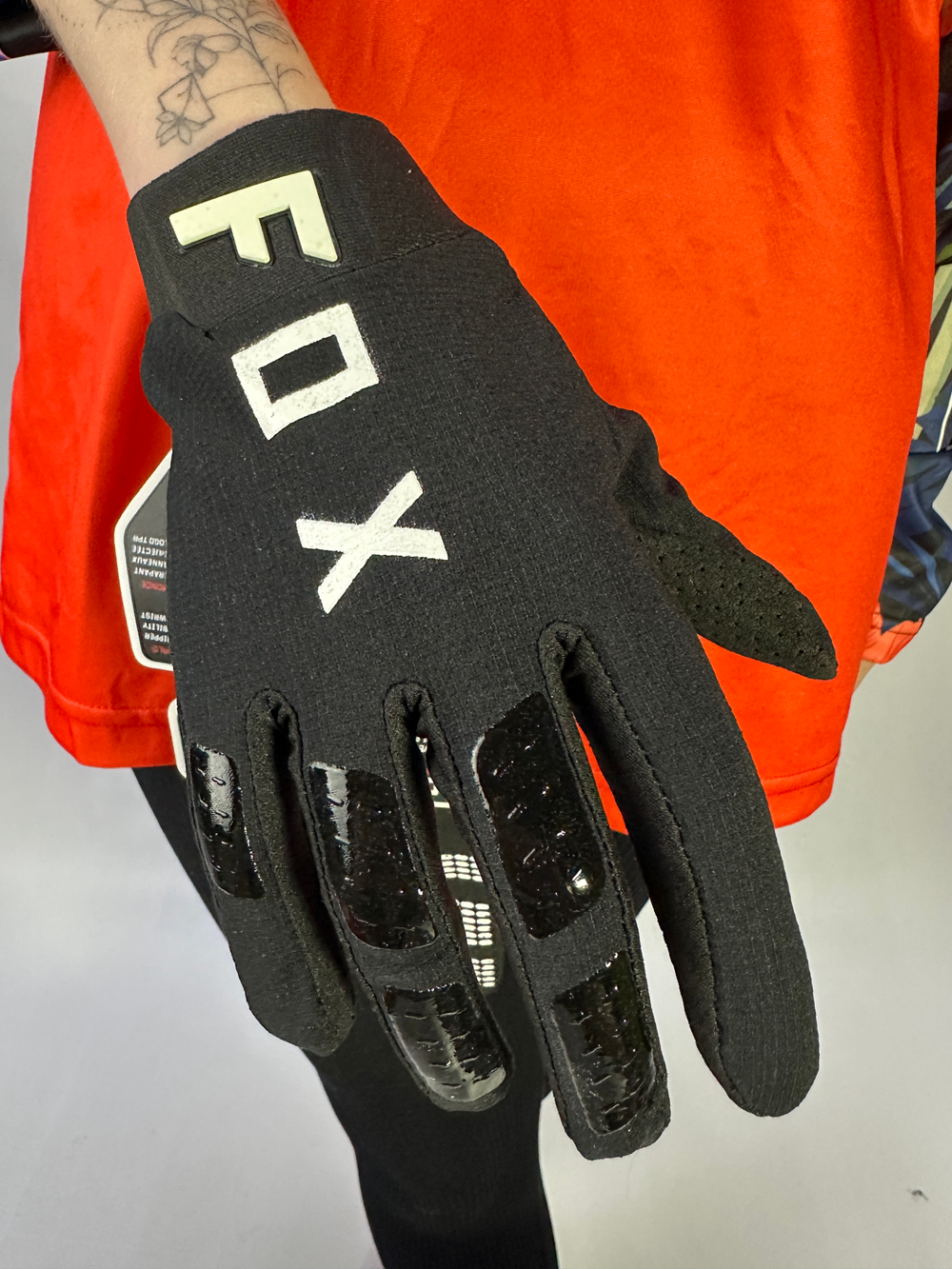 Перчатки FOX