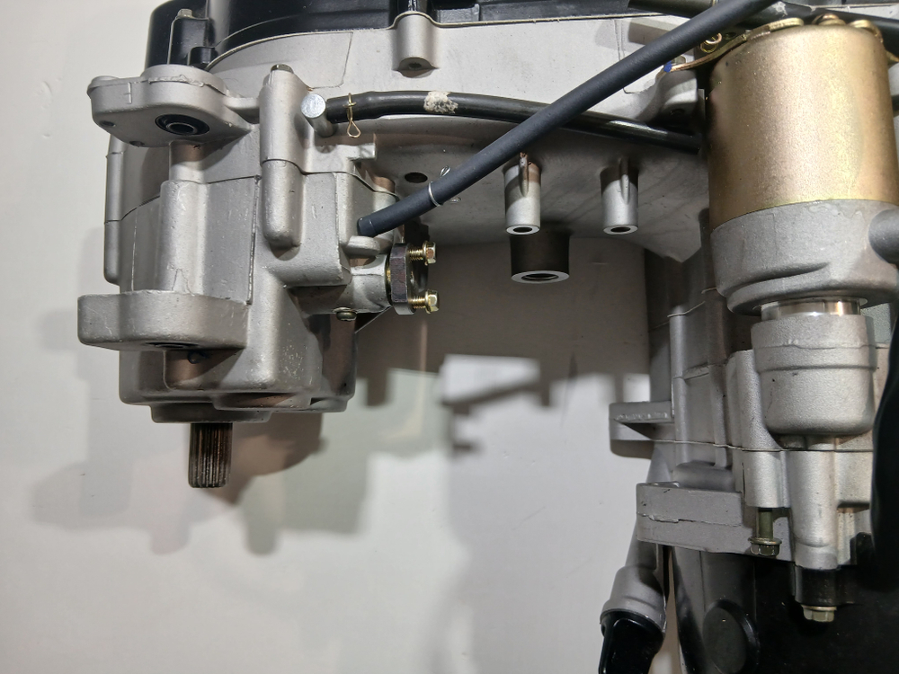 Двигатель 200см3 161QML для снегохода MotoLand SnowFox 200