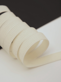 Резинка узкая бельевая шампань ширина 6 мм