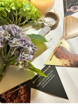 Гирлянда-растяжка GRIDMIR "Гордость и предубеждение" со светодиодом