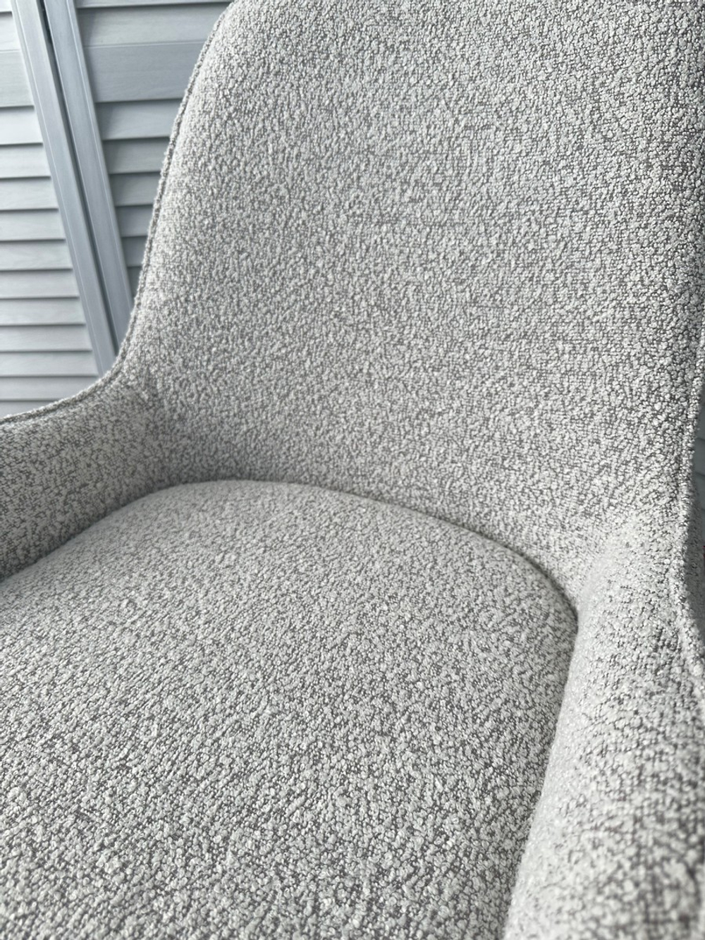 Стул М-City DISAUR Брио (Brio) Uf995-02, букле, Черный каркас