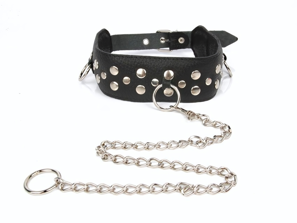 Черный ошейник с заклепками с металлическим поводком-цепочкой (Цвет: черный)