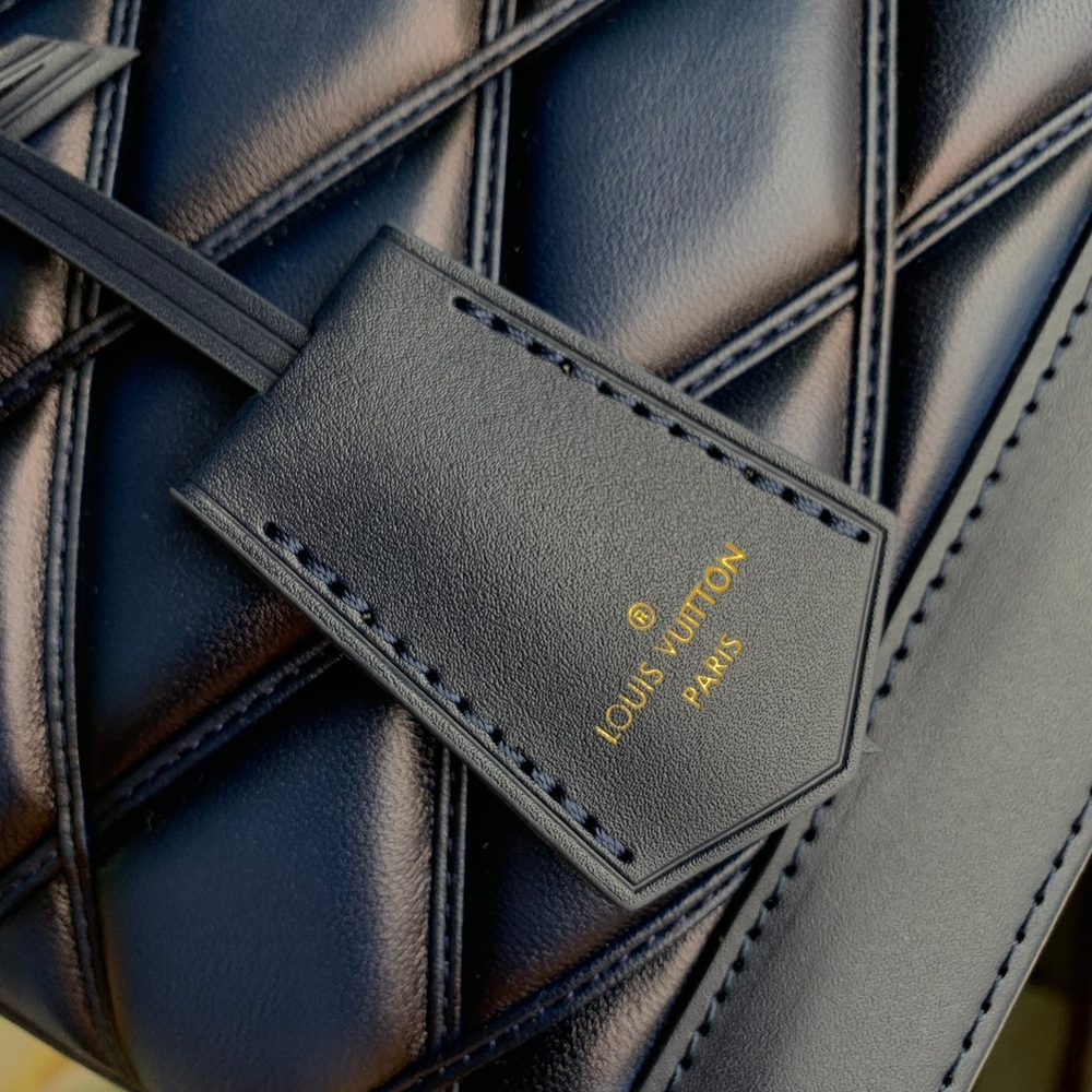 Louis Vuitton Alma BB