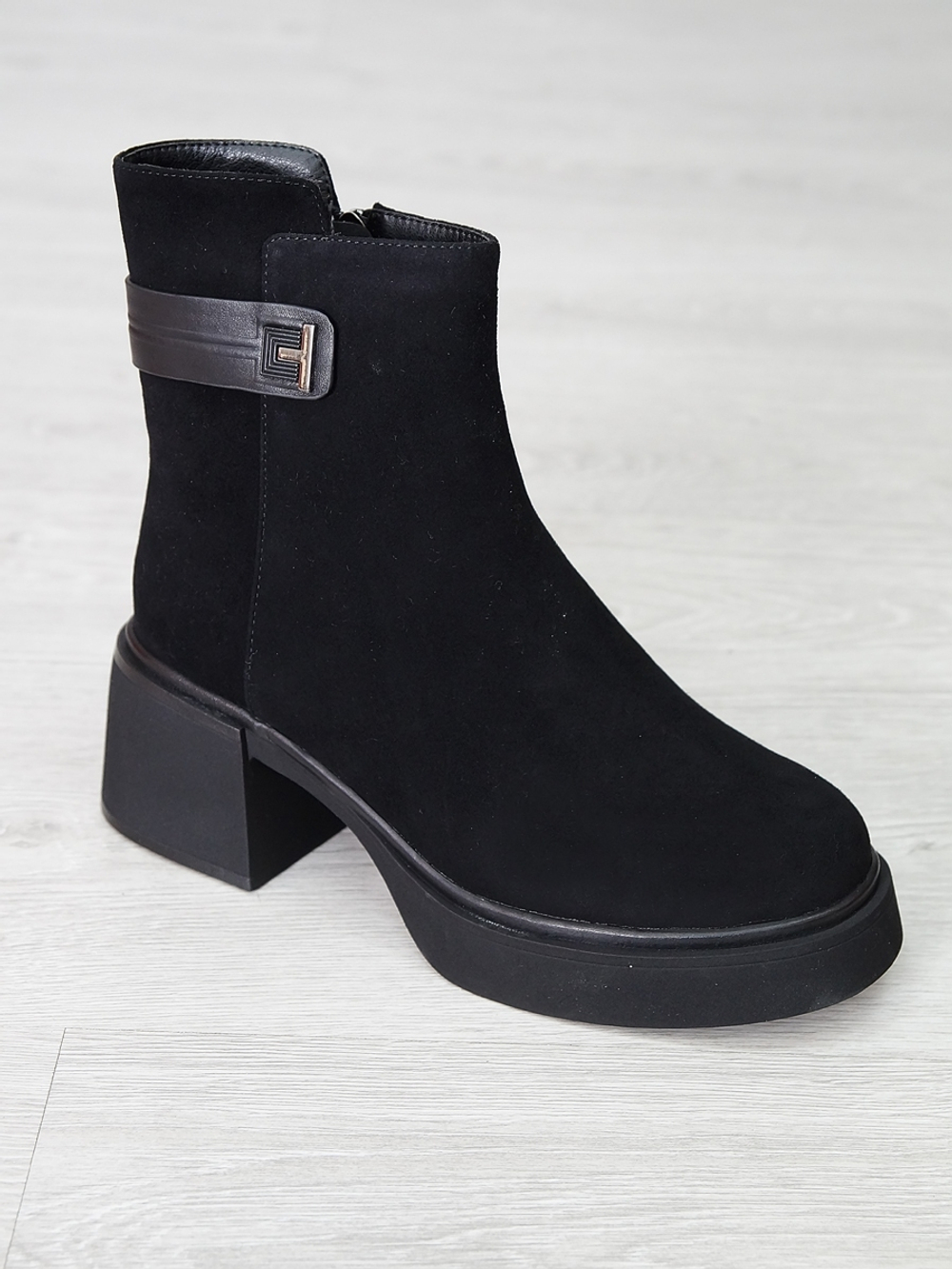 Полусапожки женские зимние