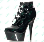 Ботинки на шнуровке