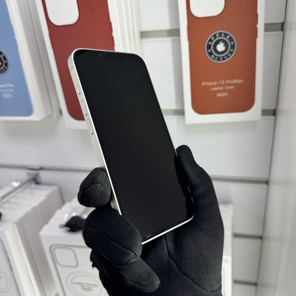 iPhone 14, 256 ГБ б/у
