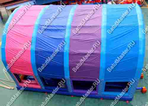 Надувной батут с крышей "Дельфинарий" 11*8*7 м