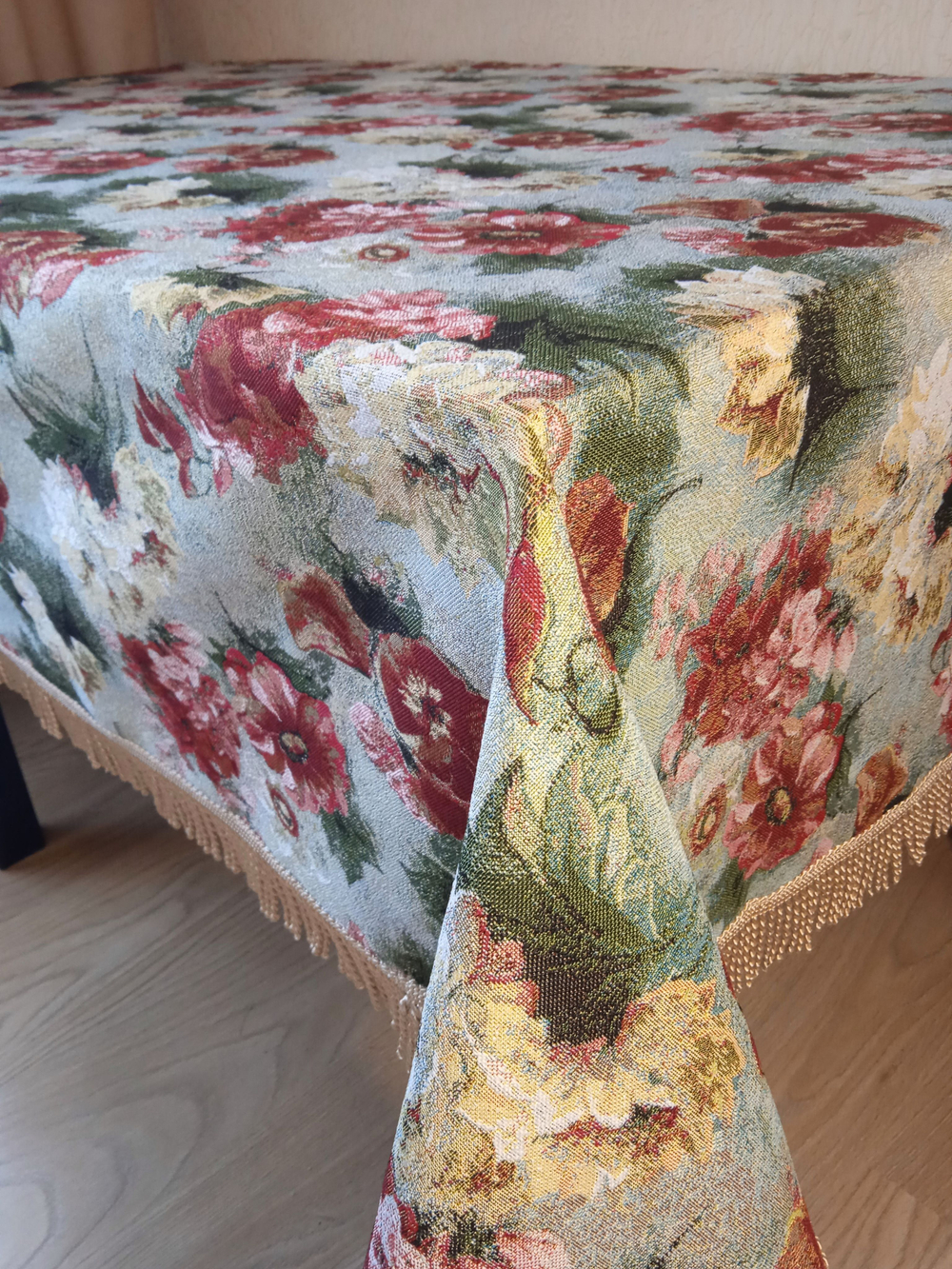 Гобеленовая скатерть Акварельные пионы 160х200 см