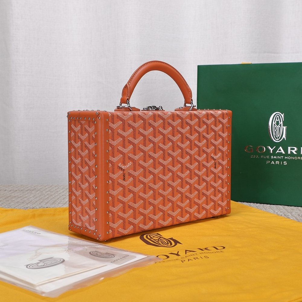 Goyard Grand Hotel Trunk Bag