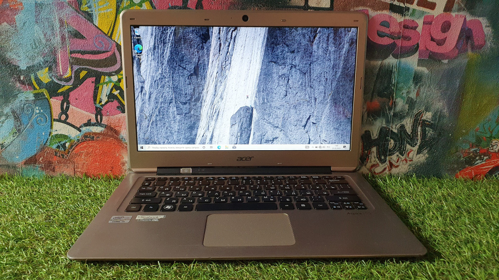 Ноутбук Acer i5/4 Gb