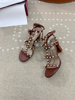Valentino Rockstud Sandal 9 cm