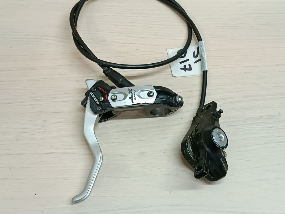 Тормоз для велосипеда Shimano Deore XT BL-M775 (передний)