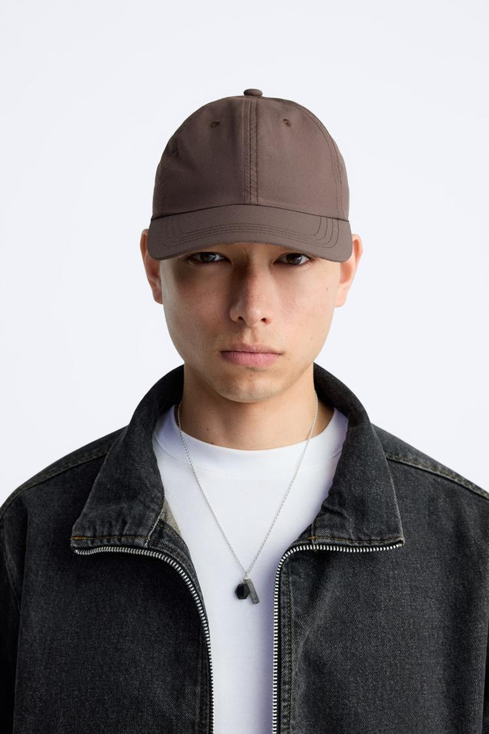 ZARA КЕПКА ИЗ ВЫСОКОТЕХНОЛОГИЧНОЙ ТКАНИ, КОРИЧНЕВЫЙ