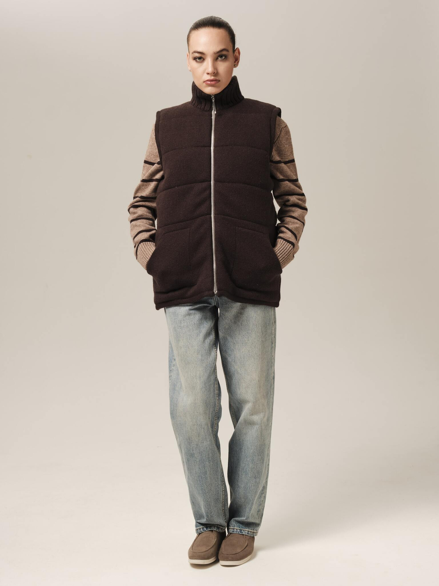 V0442-03 Жилет темно-коричневый dbr