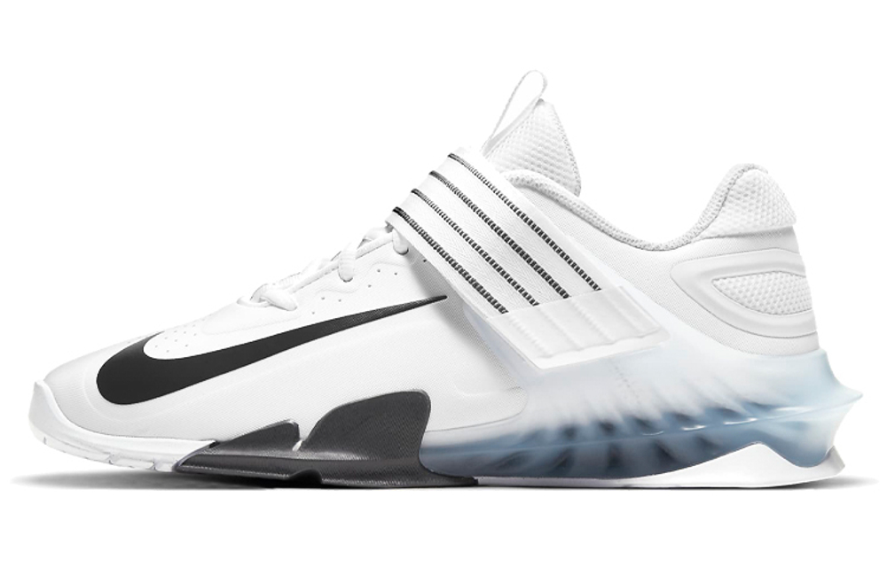 Кроссовки Nike Savaleos