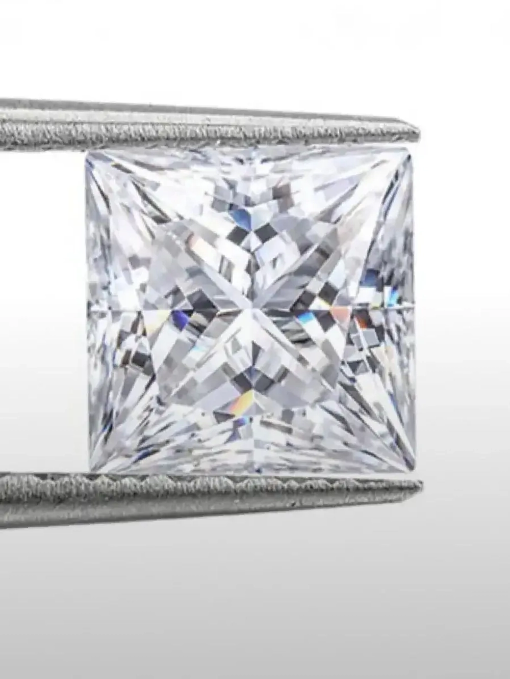 Муассанит принцесса 3.5×3.5мм 0.35сt