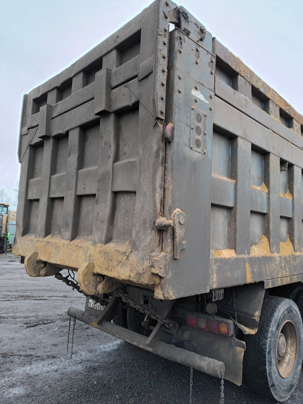 Shacman (Shaanxi) SX* 8x4 Самосвал SX33186V366 (Дизельный, 11,6 л, 423 л.с., МТ)