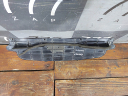 Дефлектор радиатора верхний Kia Rio 4 (FB) 17-нв Б/У Оригинал 29135H5000