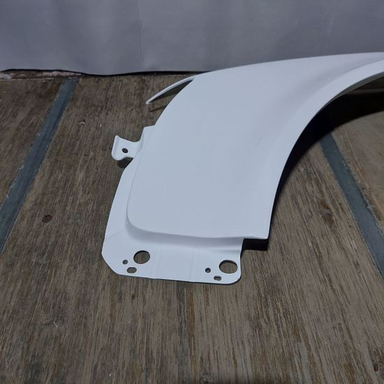 Крылья стеклопластиковые для Audi A4 B6