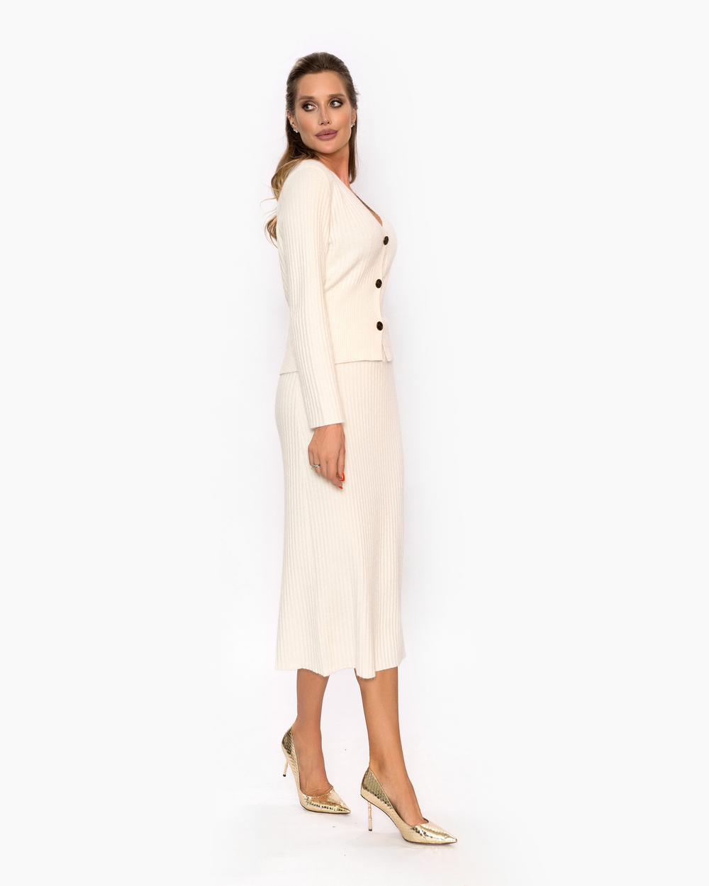 Женская трикотажная юбка молочная прямая на резинке