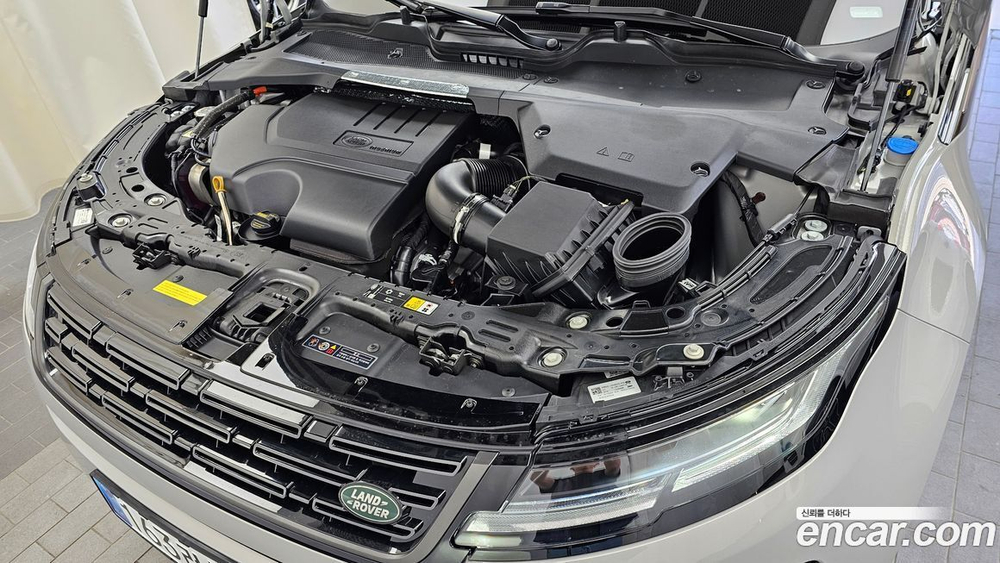 Land Rover Range Rover Evoque 2 Generation P250 R-Dynamic SE (03.2024)