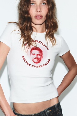 ZARA ФУТБОЛКА «МИСТЕР ФАНТАСТИК» MARVEL©, ЖЕЛТОВАТО-БЕЛЫЙ