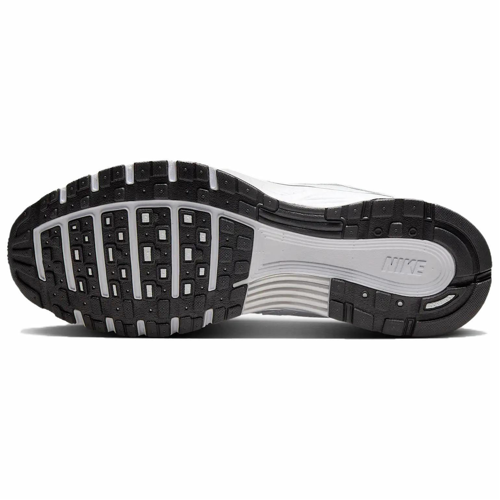 Кроссовки Nike P-6000