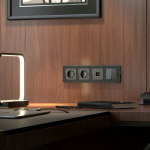 Рамка на 4 поста Platinum (черный алюминий)