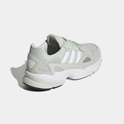 adidas Originals / Кроссовки женские