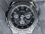 Японские наручные часы Casio G-SHOCK GST-W110-1A