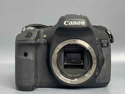 Canon EOS 7D