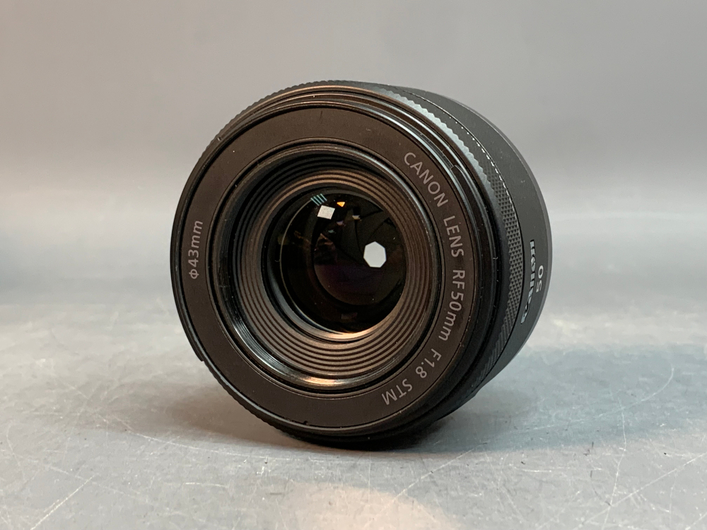 Canon RF 50mm 1.8 STM на гарантии до 05.07.2026