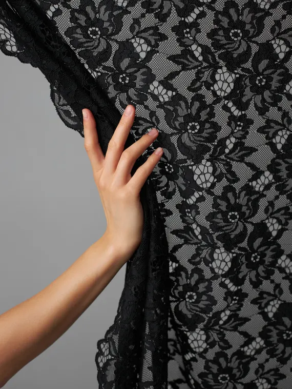 Кружевное неэластичное полотно, арт. M150, черный 170