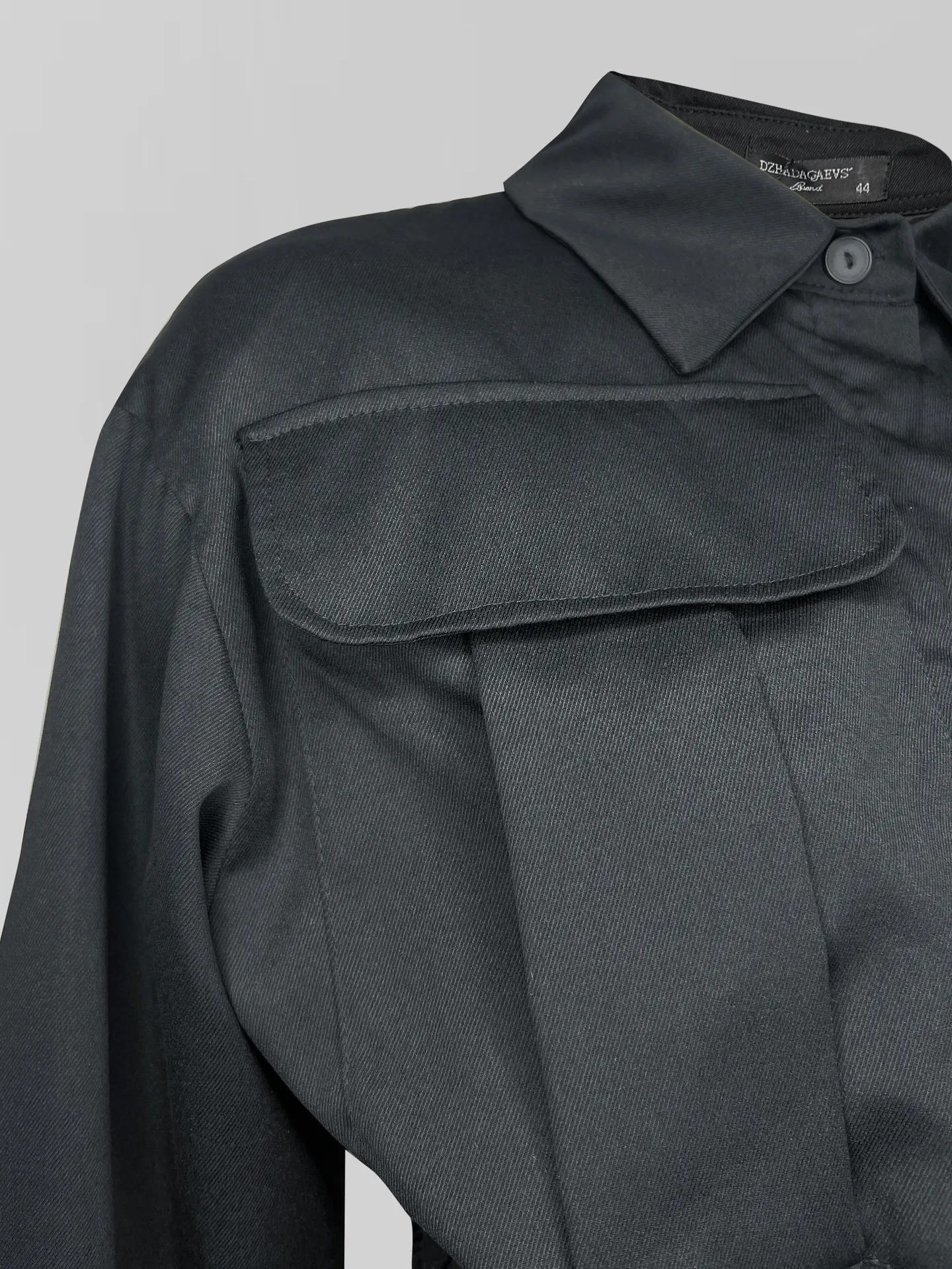 Костюм DZHADAGAEVS 0802 из укороченной рубашки и юбки-баллон