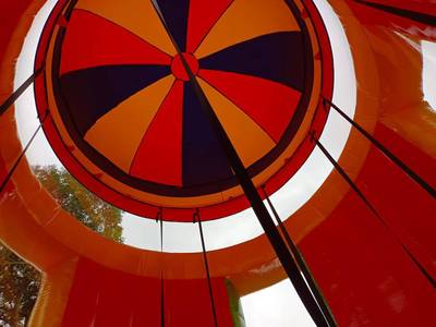 Аттракцион надувная аэротруба "Ракета", 4.5*4.5*6.4 м.