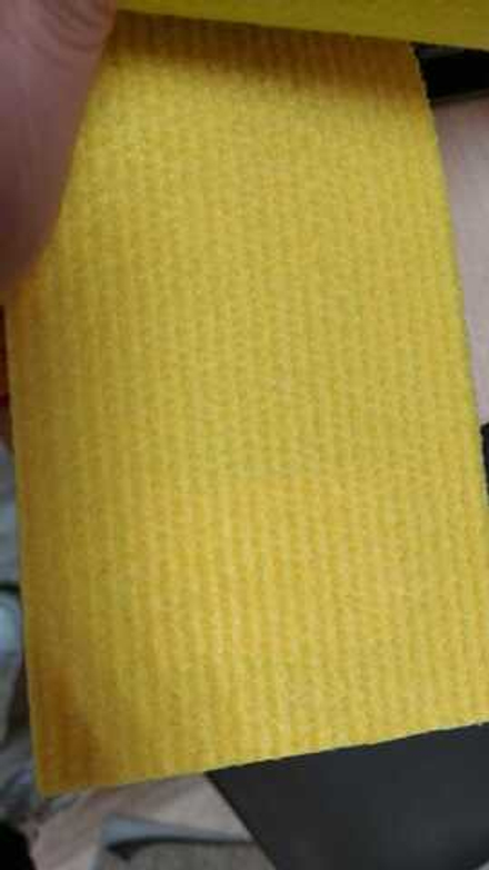 Полотно нетканое иглопробивное Экспоплей желтый, ширина 2м, рулон 100 кв.м