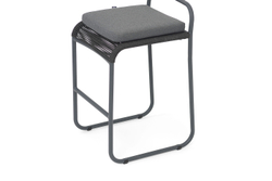 "Ането" стул барный плетеный из роупа, каркас алюминий темно-серый (RAL7024) муар, роуп темно-серый круглый, ткань темно-серая 027